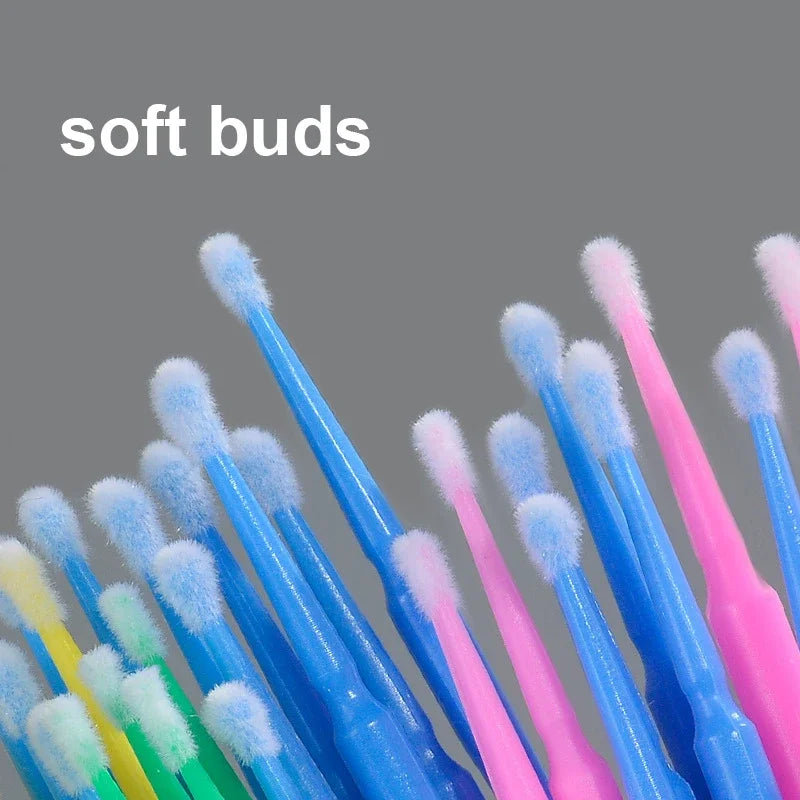 100PCS Eyelash Cleaning Brushes – Micro Cotton Swabs for Lash Extensions & Makeup Removal